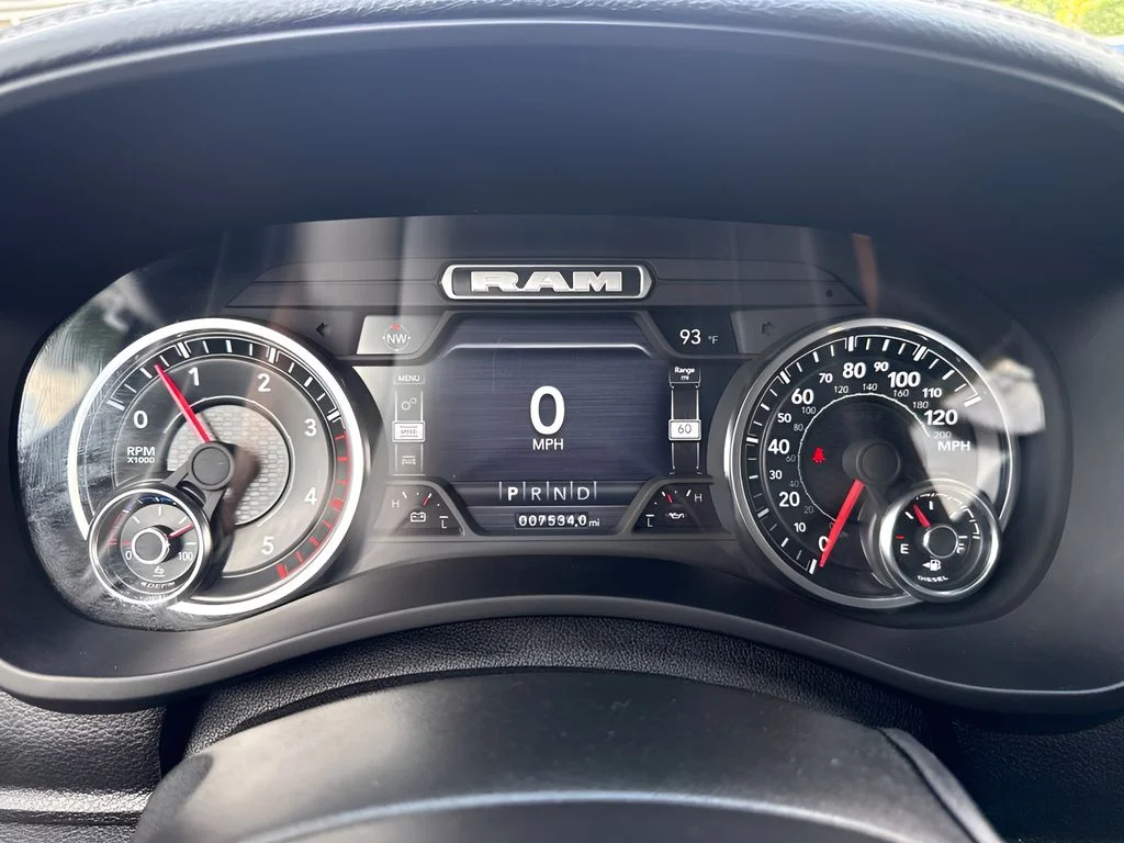 Used 2024 White Ram Laramie image 21