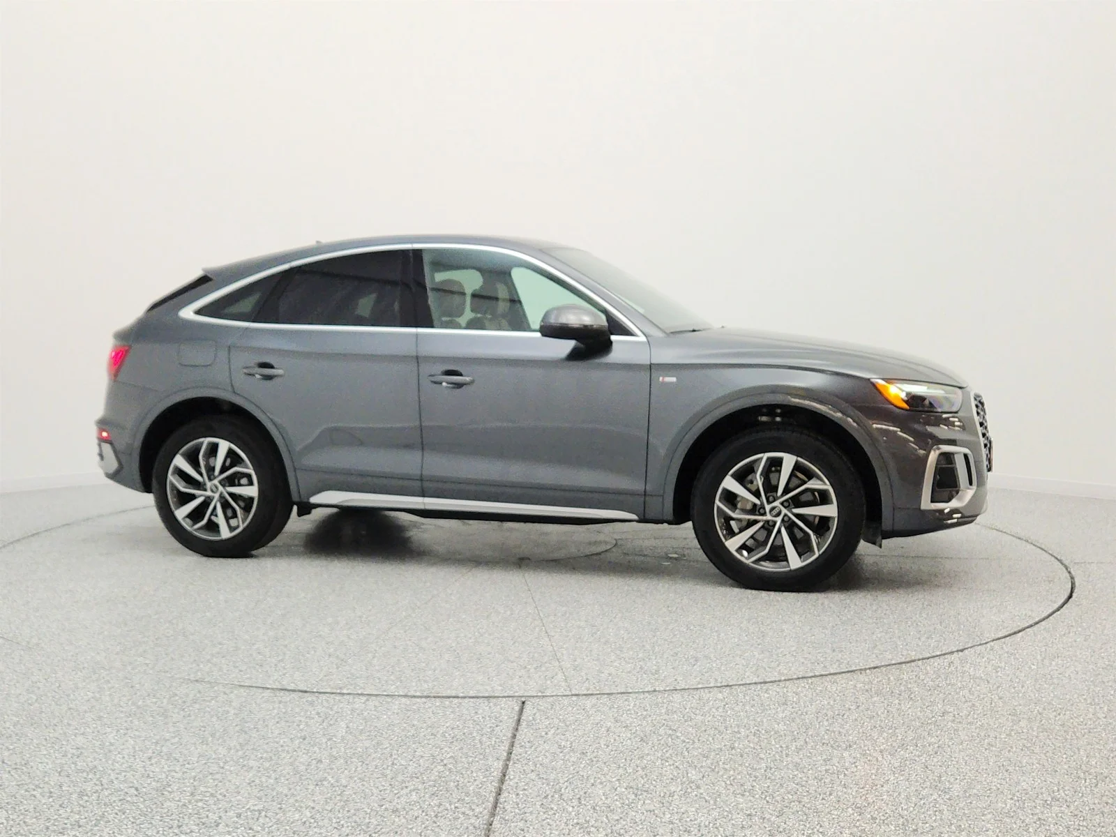 Used 2023 Daytona Gray Pearl Effect Audi S line Premium Plus 45 TFSI quattro image 4