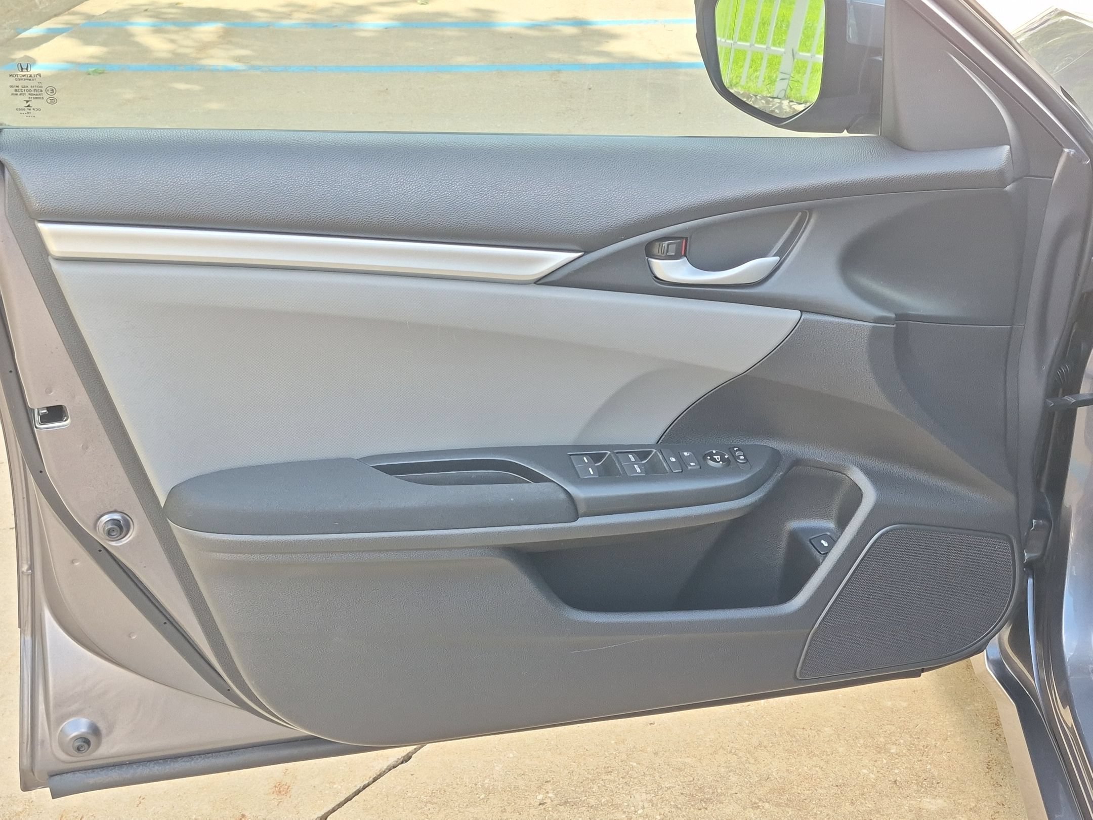 Certified Used 2016 Modern Steel Metallic Honda LX Sedan image 13