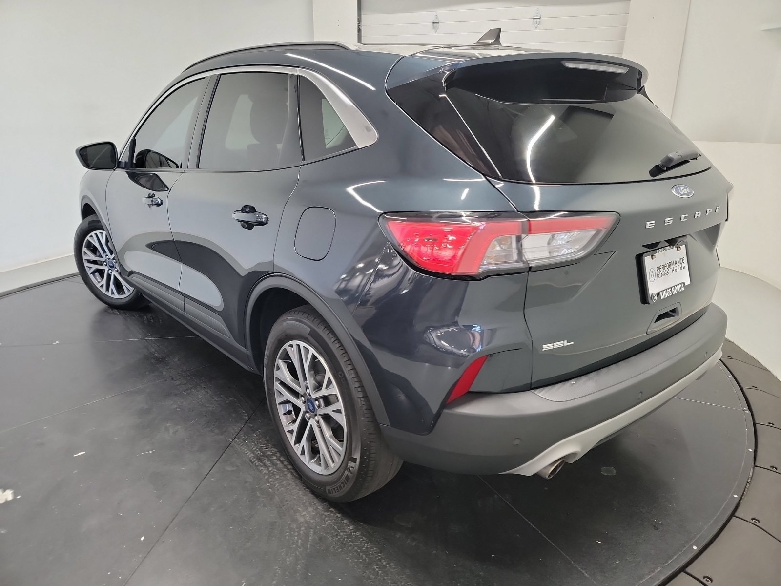 Used 2022 Blue Metallic Ford SEL image 5