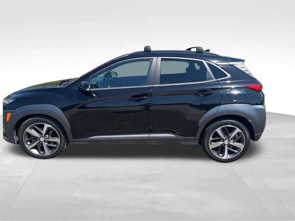 Used 2020 Black Hyundai Ultimate image 7