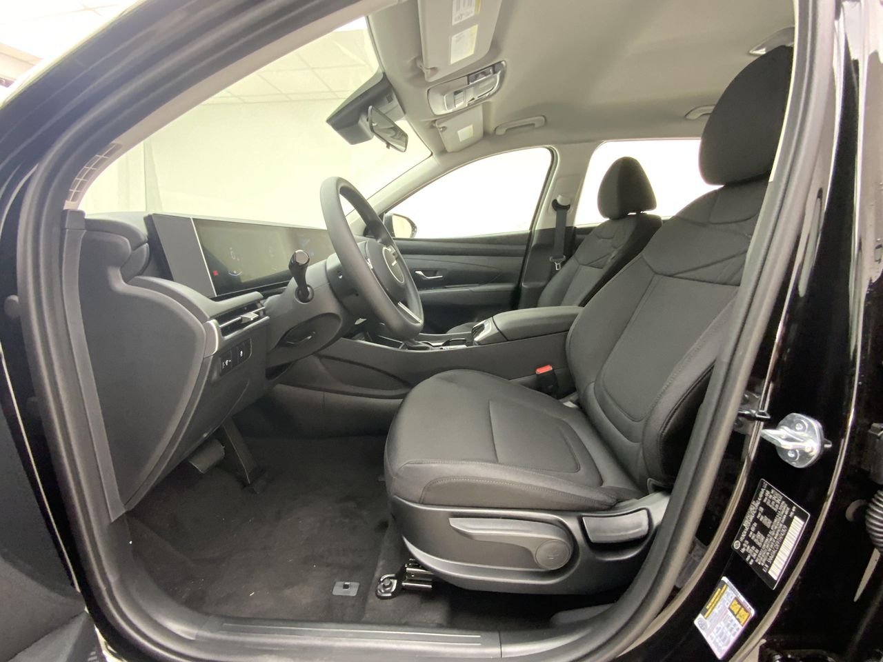 New 2026 Phantom Black Hyundai SE AWD image 12