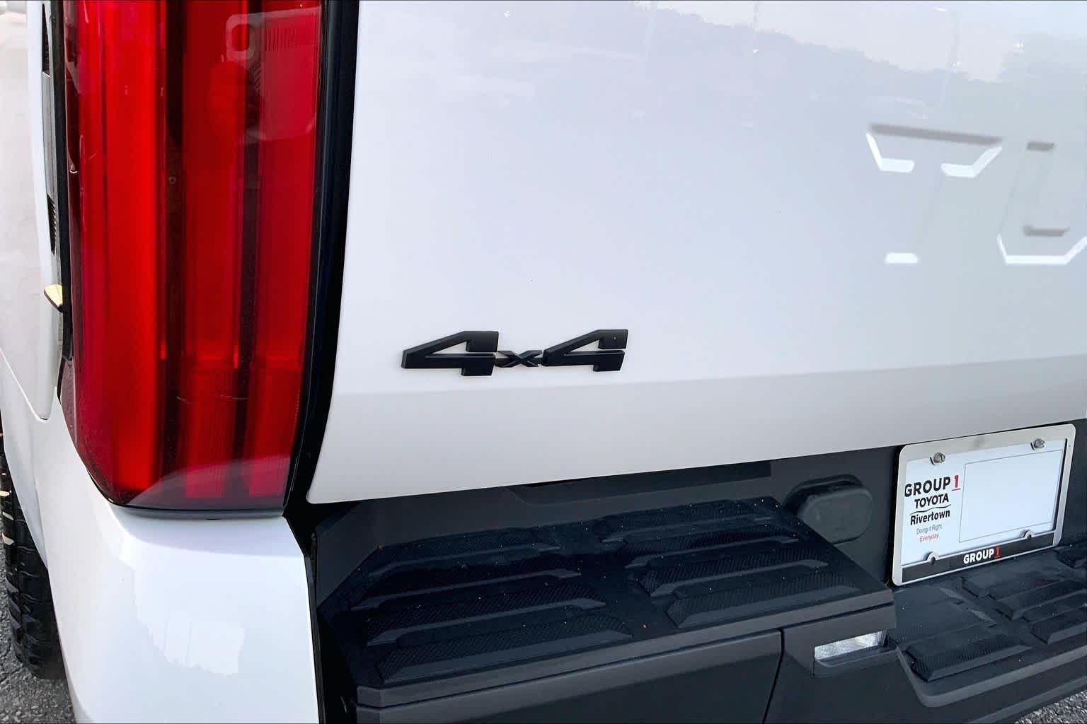 Used 2024 Ice Cap Toyota SR image 30