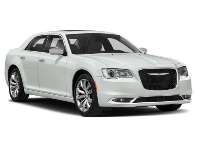 Used 2018 Bright White Clearcoat Chrysler Limited image 6