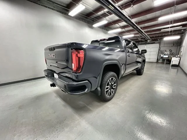 2025 GMC Sierra 1500 AT4 - Photo 8