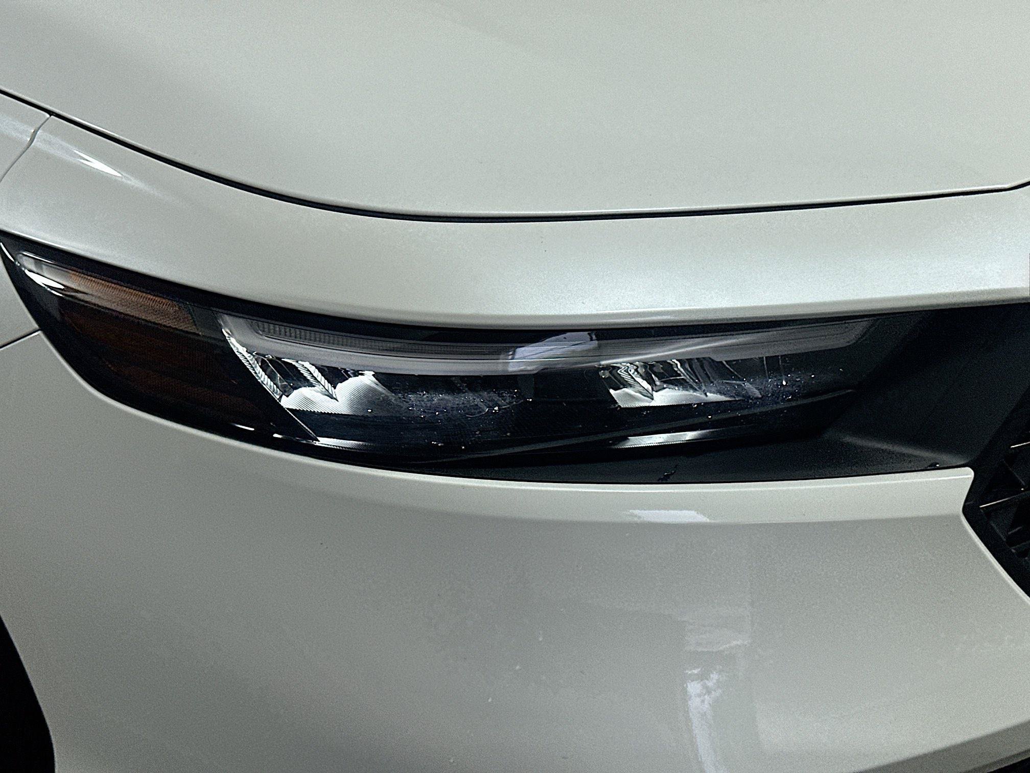 Used 2024 Platinum Honda EX image 32