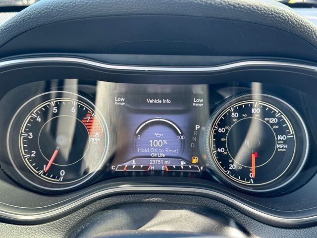 Used 2022 Gray Jeep Latitude Lux image 40