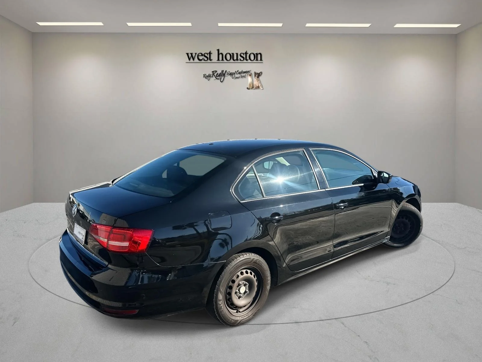 Used 2015 Black Volkswagen 4dr Auto 2.0L S image 4