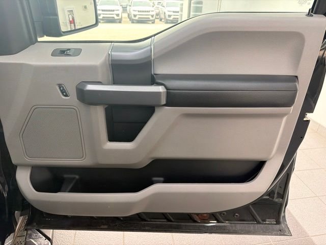 Certified Used 2019 Agate Black Metallic Ford  image 12