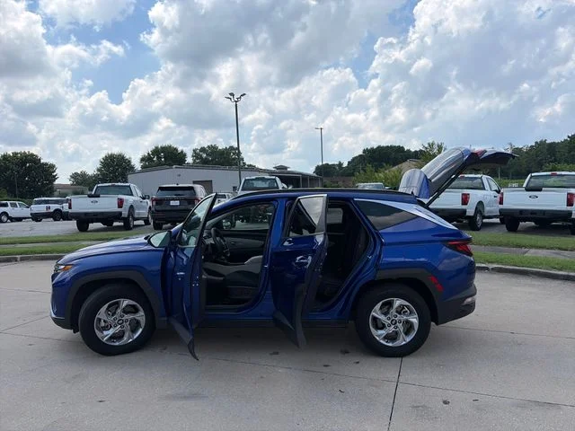 Used 2024 Blue Hyundai SEL image 27
