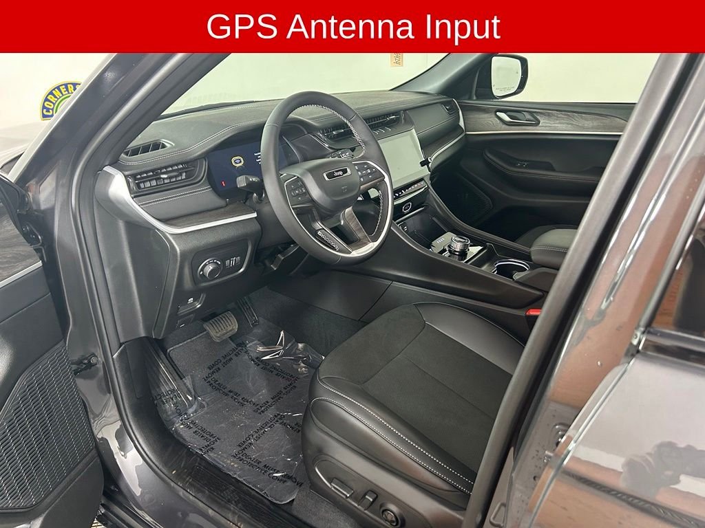New 2026 Baltic Gray Metallic Clearcoat Jeep Altitude image 8