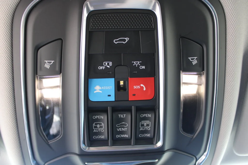 Used 2023 Black Jeep Limited image 21