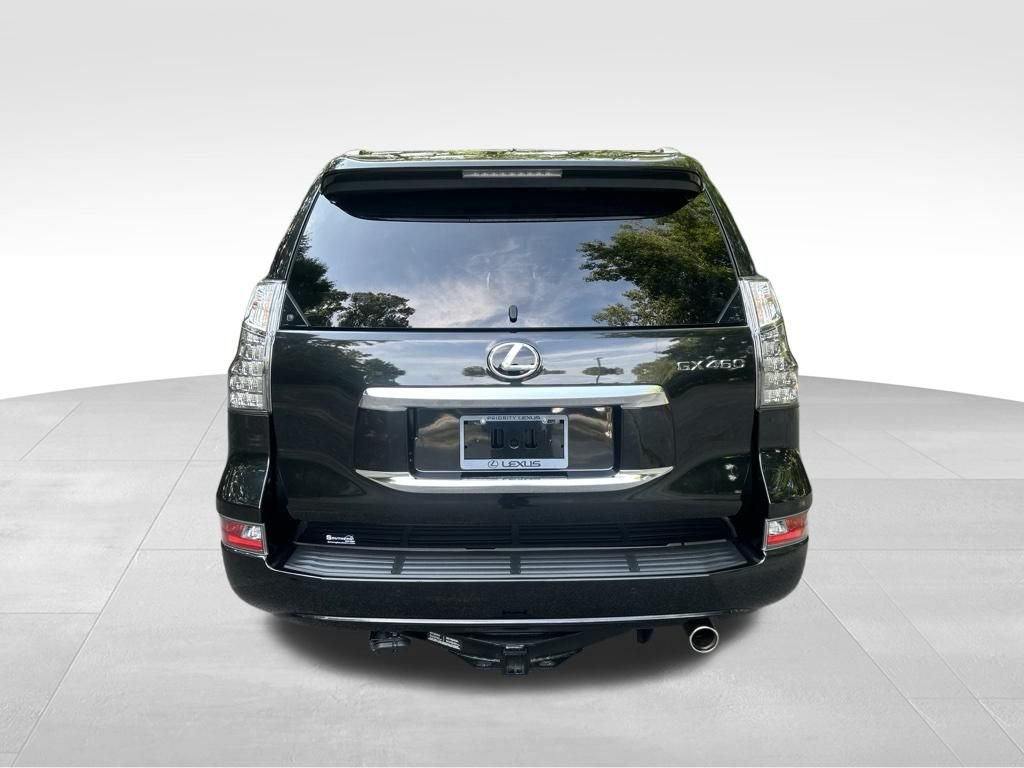 Used 2023 Black Lexus 460 image 4