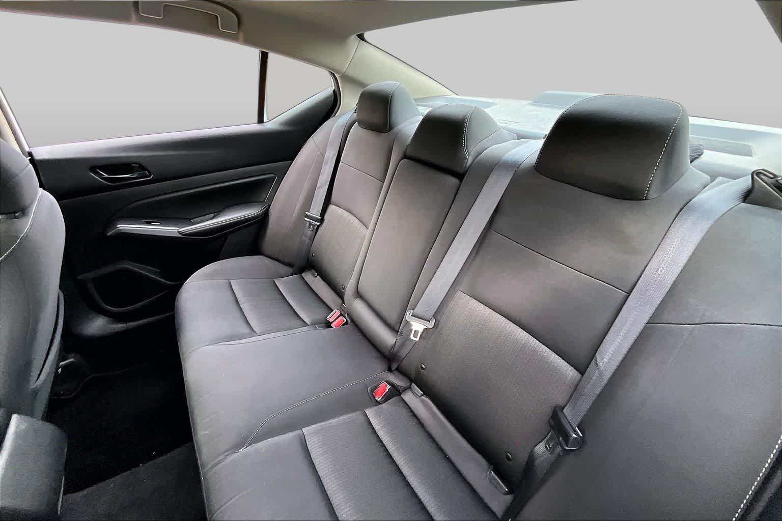 Used 2025 Glacier White Nissan SV image 18
