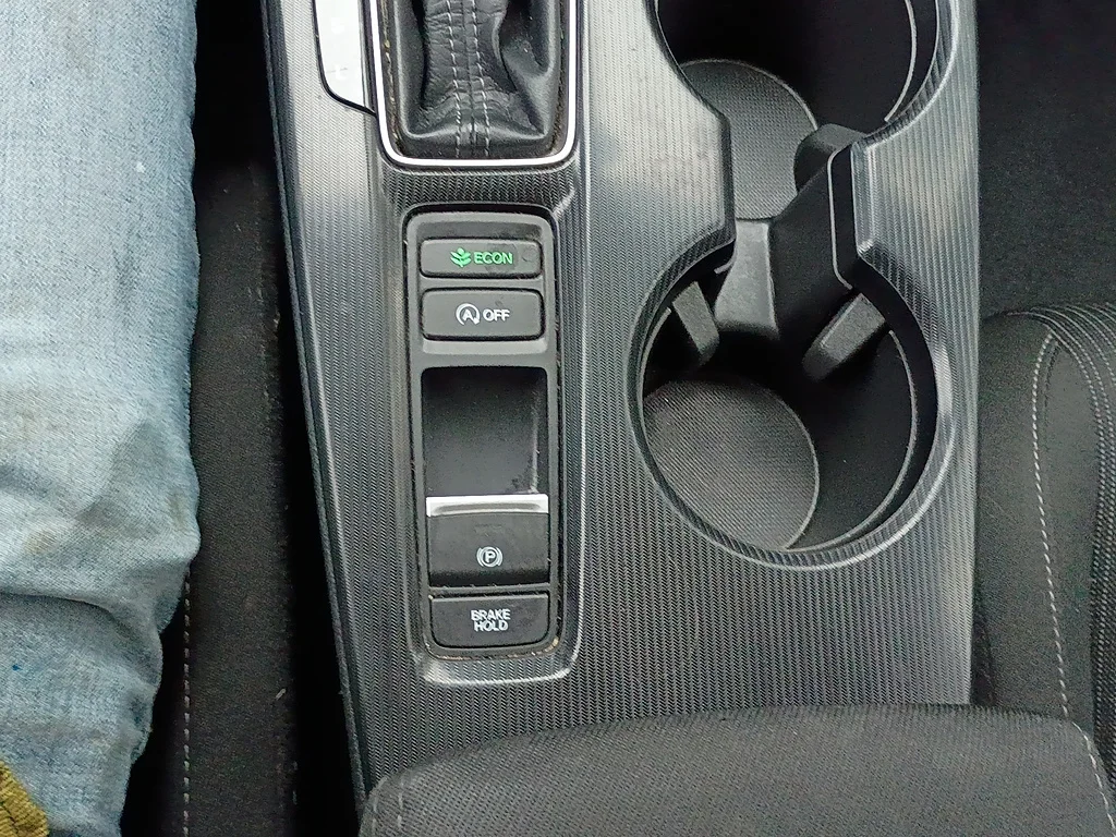 Certified Used 2022 WHITE Honda EX image 24