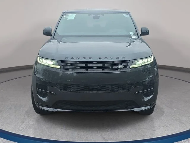 New 2026 Carpathian Grey Land Rover Dynamic SE image 2