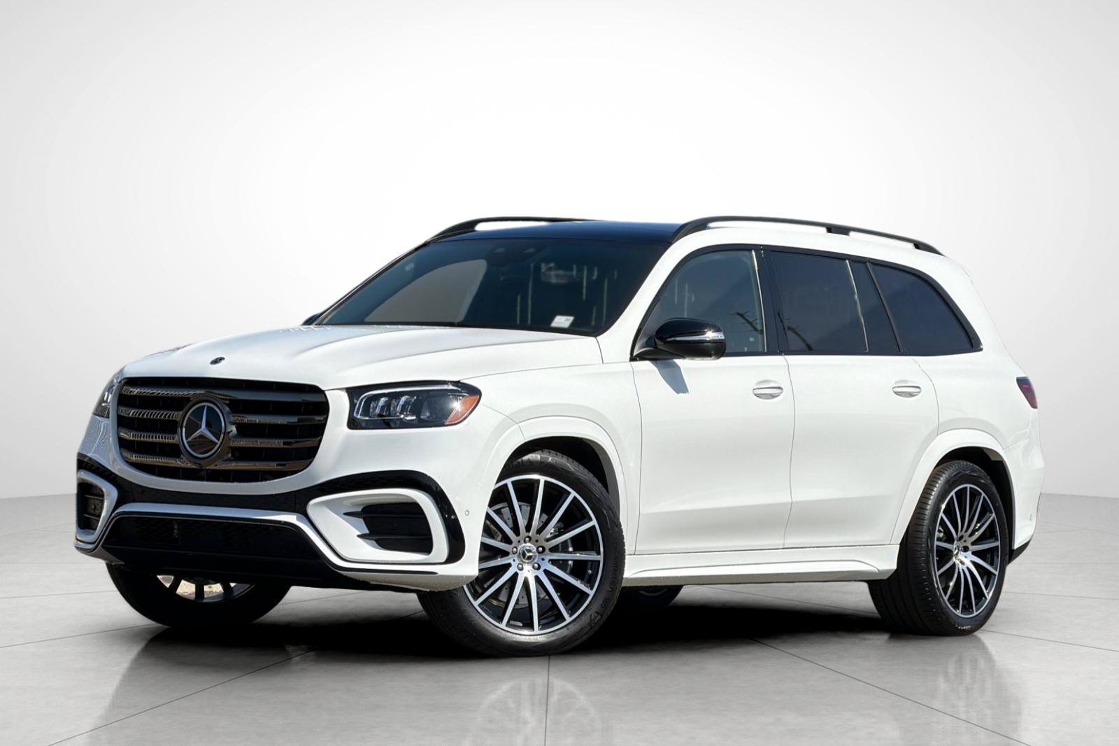Certified Used 2026  Mercedes-Benz GLS 450 image 1