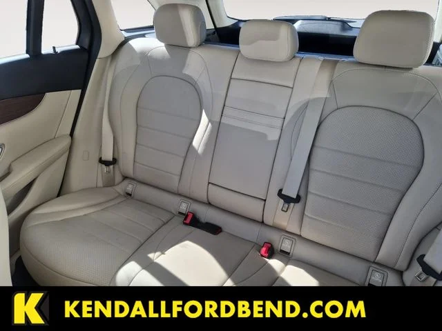 Used 2020 Red Mercedes-Benz GLC 300 image 13