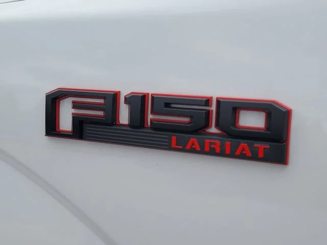 Used 2020 White Ford Lariat image 9