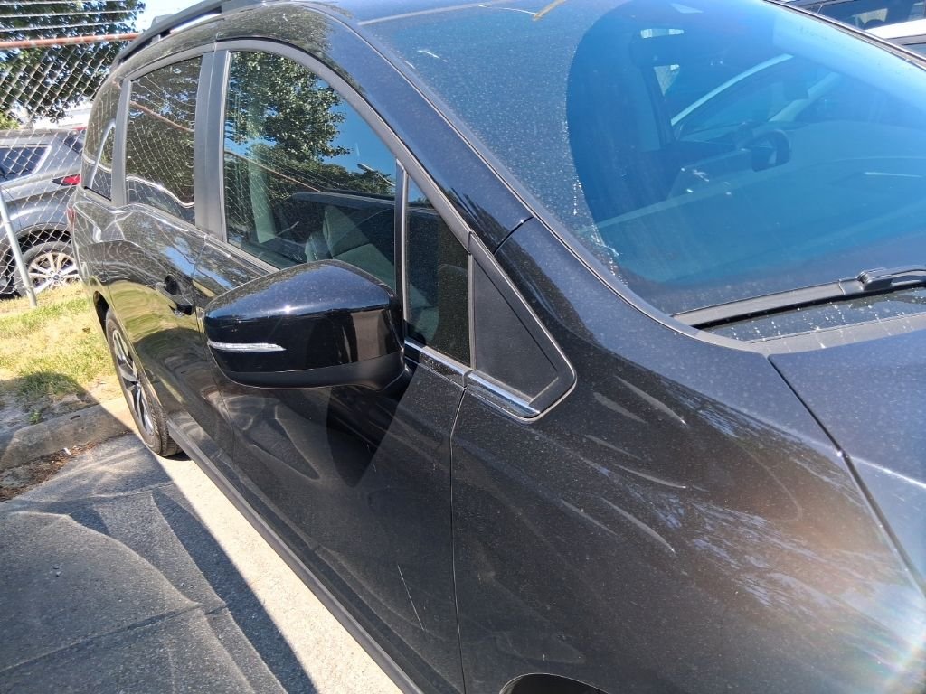 Used 2025 Black Honda EX-L image 3