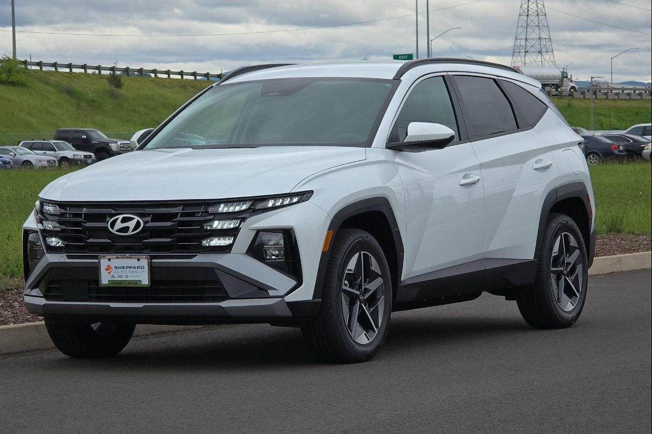 New 2026 White Hyundai SEL image 7