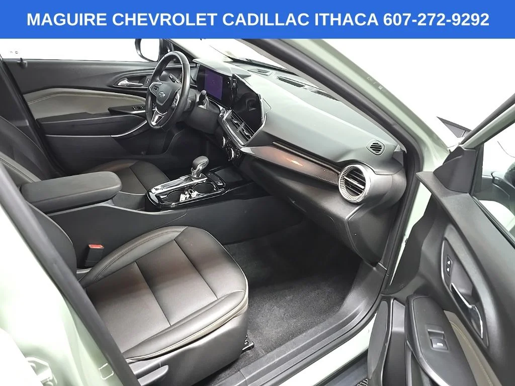 Used 2024 Green Chevrolet ACTIV image 15