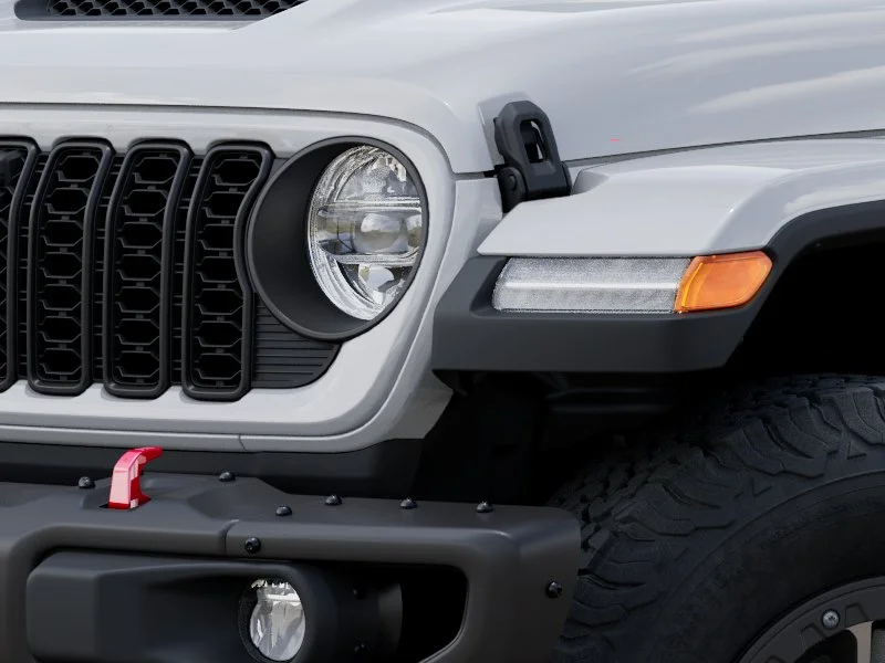 New 2026 Bright White Clear-Coat Exterior Paint Jeep Rubicon X image 6