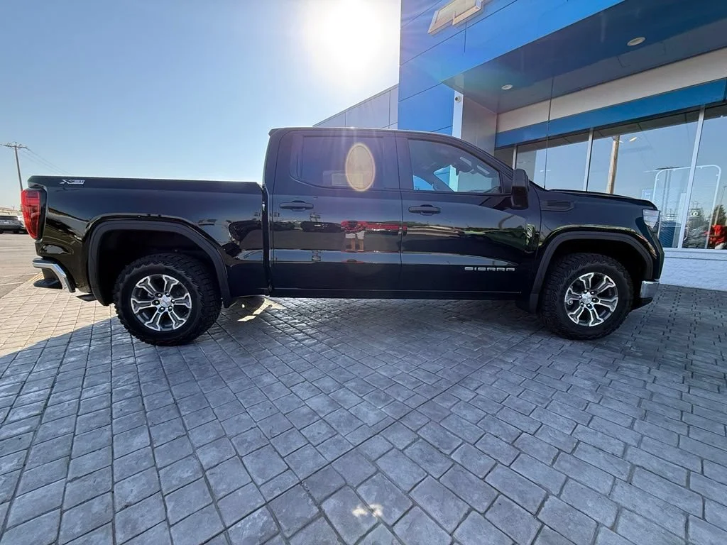 New 2026 Onyx Black GMC Pro image 13