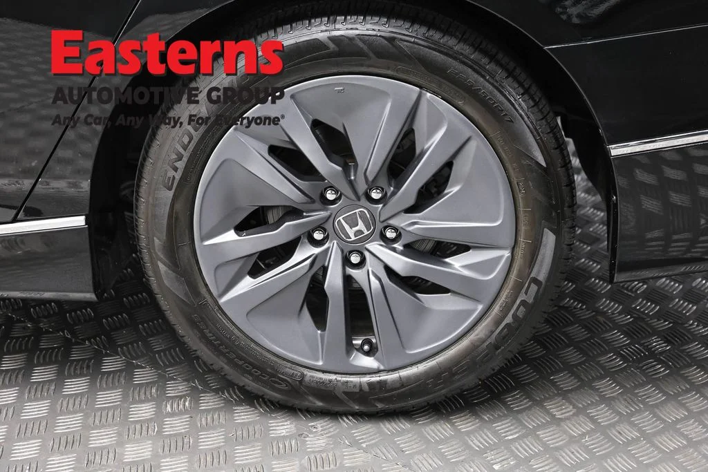 Used 2022 Black Honda EX-L image 8
