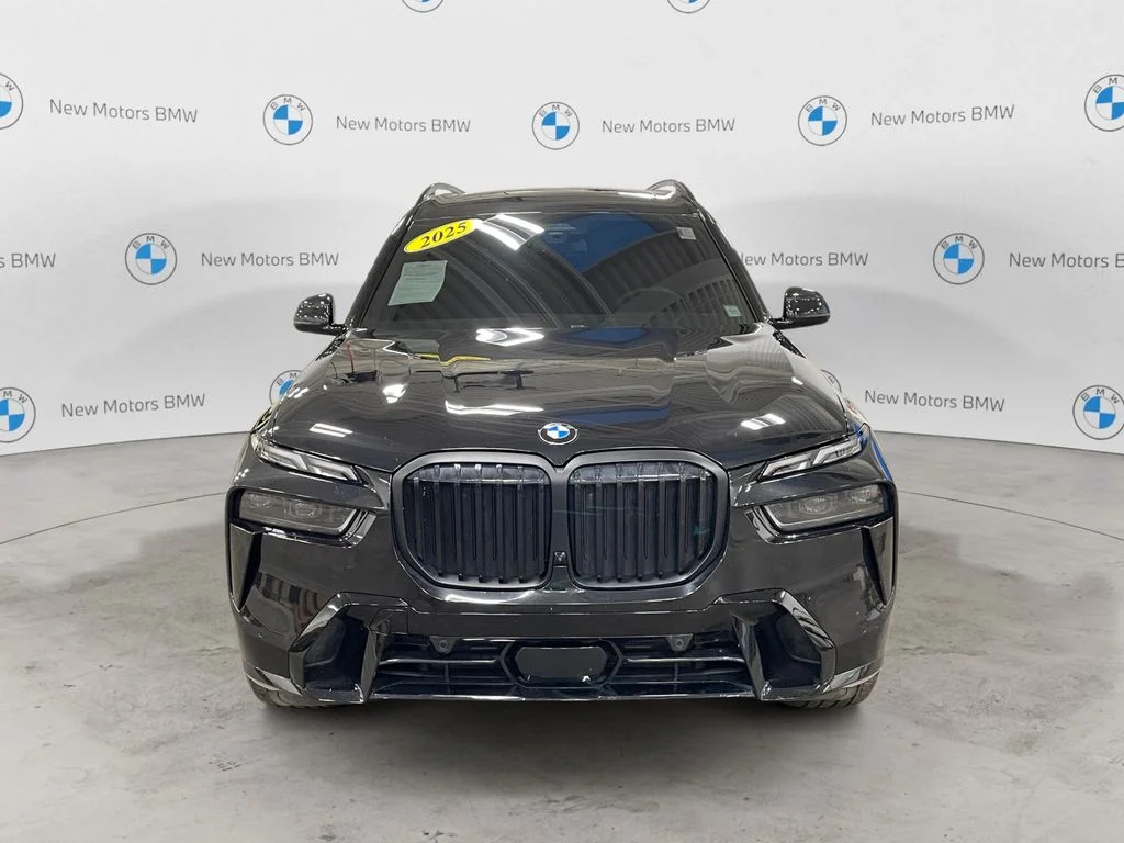 Used 2025 Black Sapphire Metallic BMW xDrive40i image 8