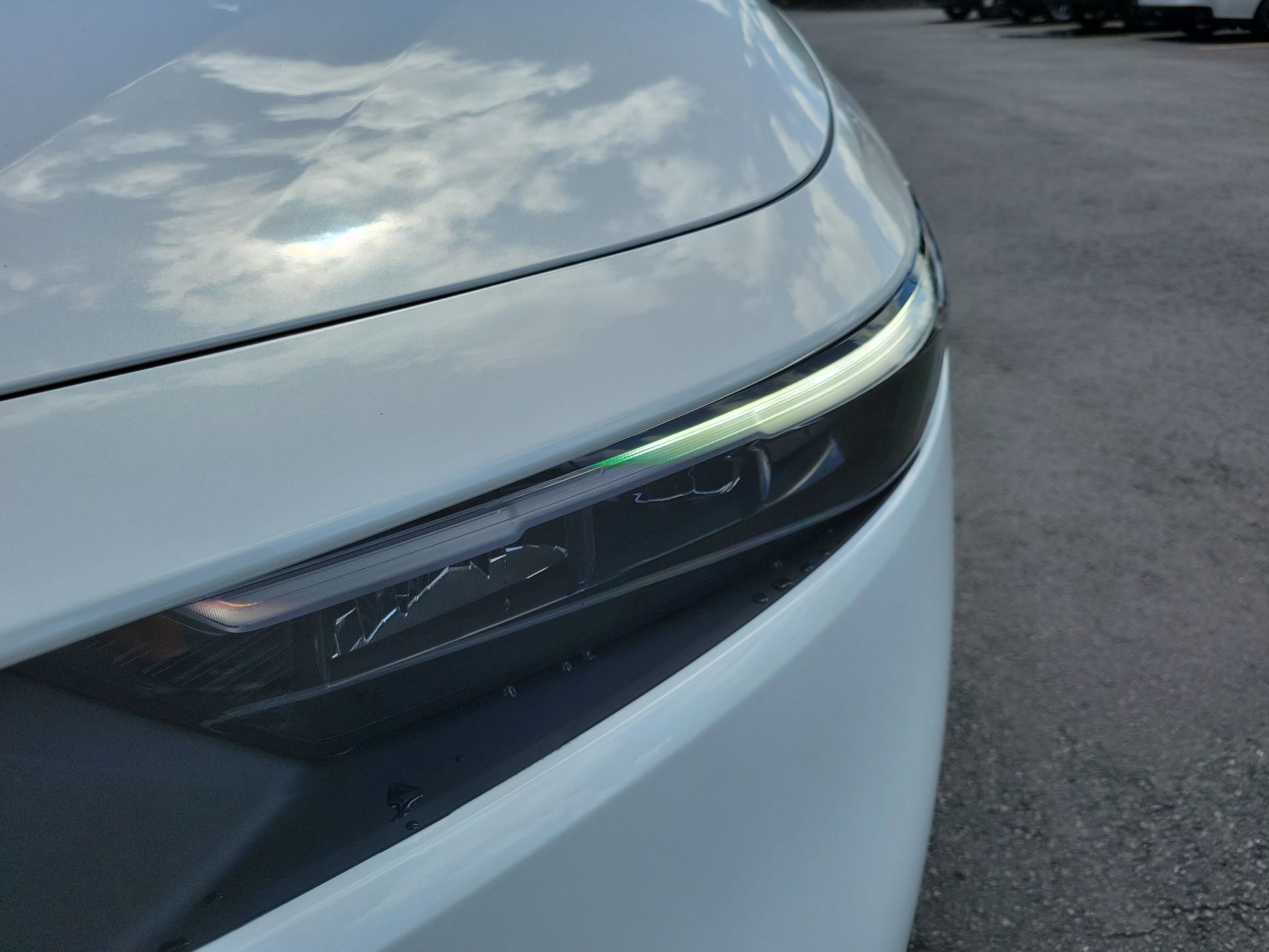 New 2026 Platinum White Pearl Honda LX image 11
