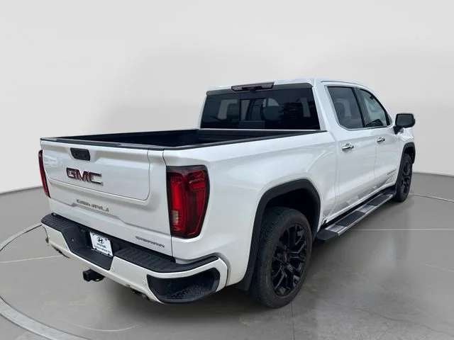 Used 2023 White GMC Denali image 8