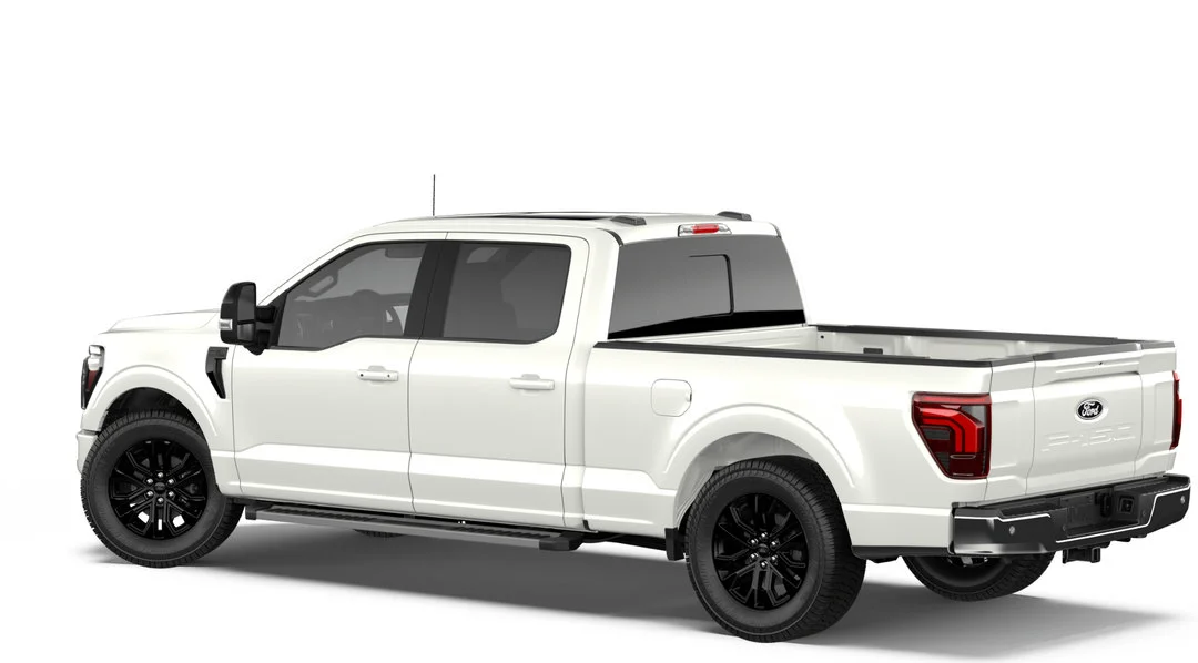 New 2026 STAR WHITE METALLIC TRICOAT Ford LARIAT image 2