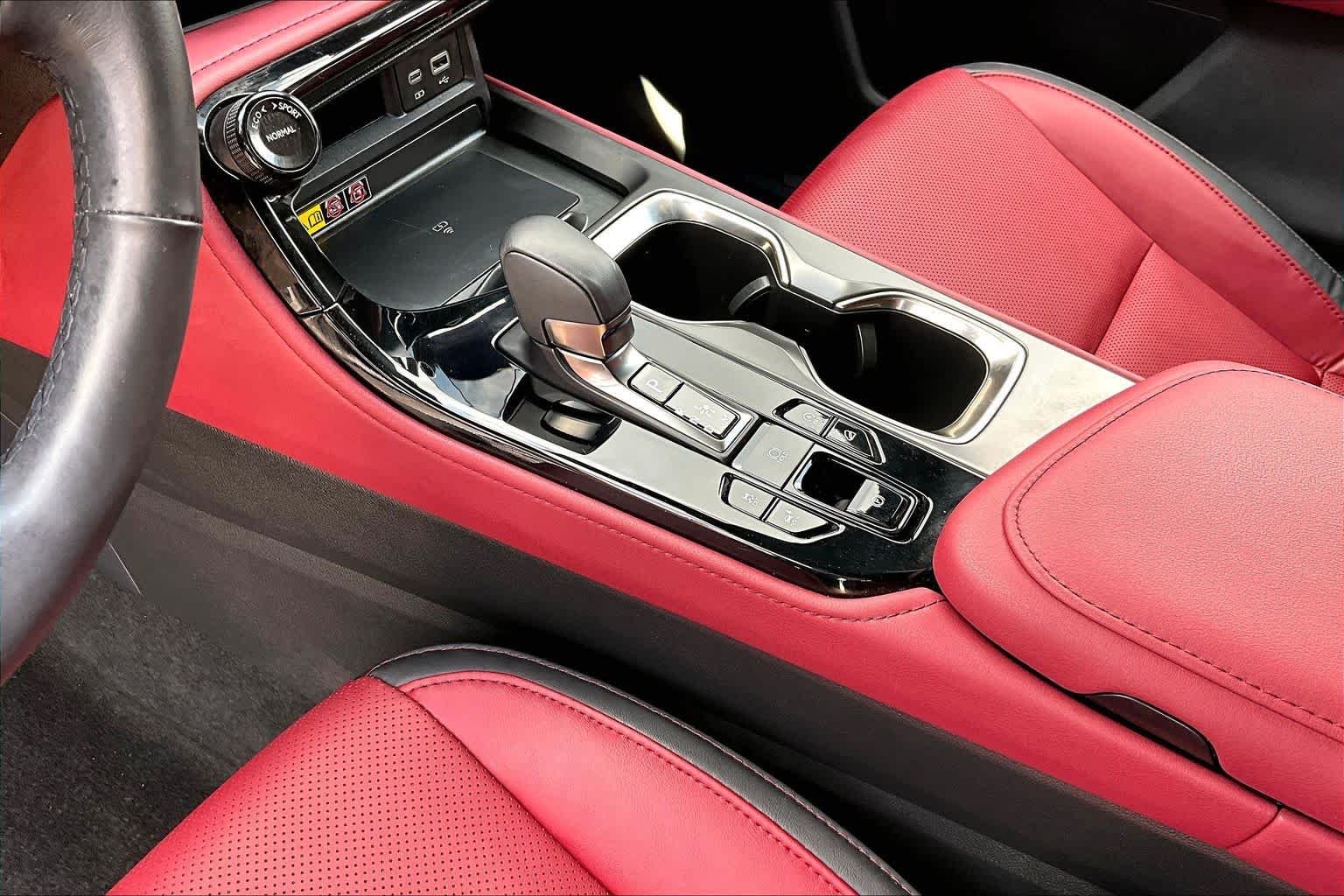 Used 2026 Ultra White Lexus  image 16