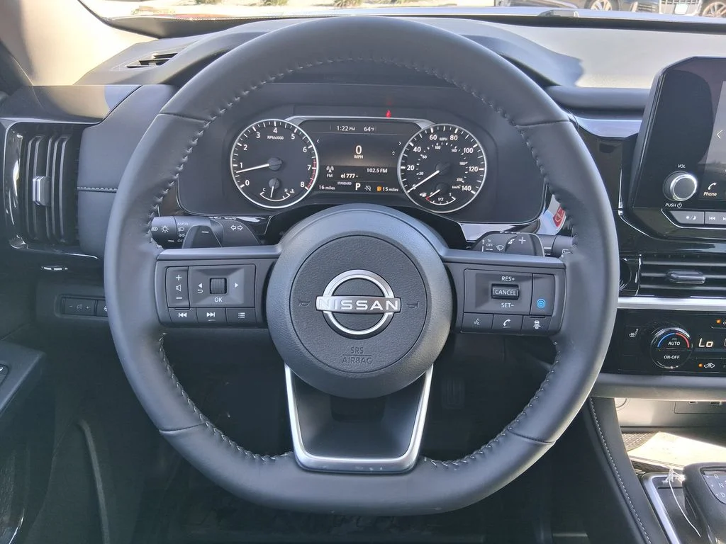 2026 Nissan Pathfinder SV - Photo 10
