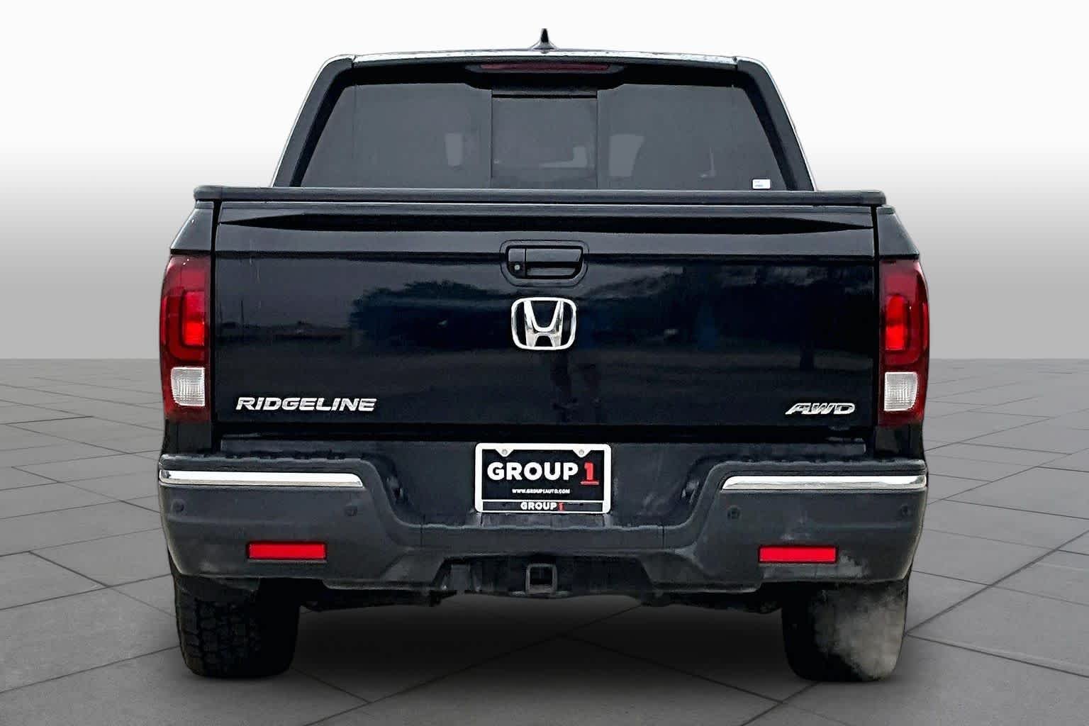 Certified Used 2018 Crystal Black Pearl Honda RTL-E image 5