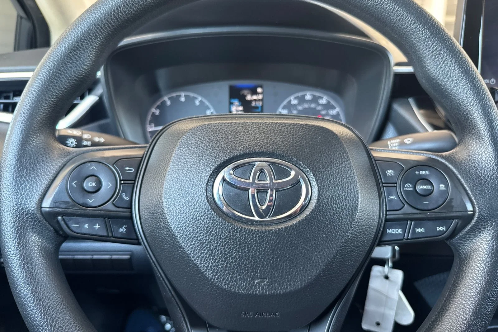 Used 2023 Underground Toyota LE image 20