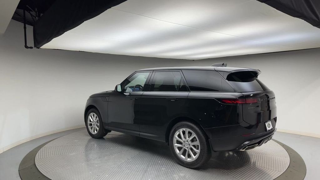 Used 2023 Santorini Black Metallic Land Rover SE image 6