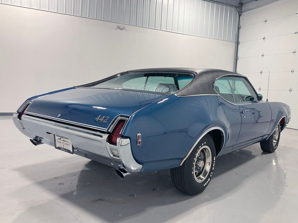 Used 1969  Oldsmobile  image 10