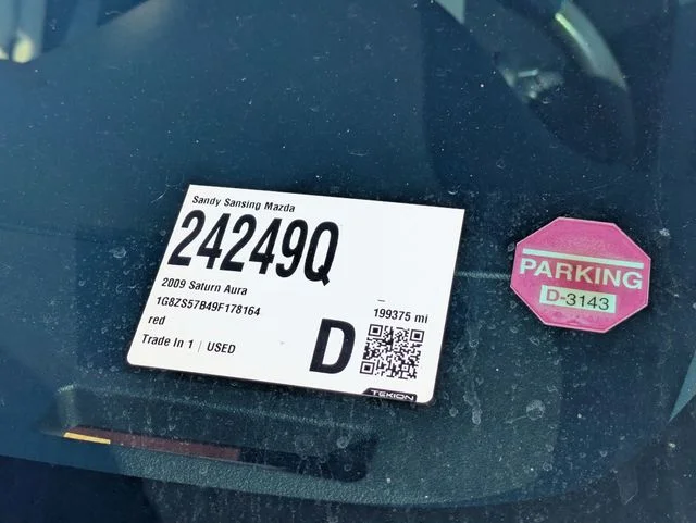 Used 2009 Red Saturn XE image 6