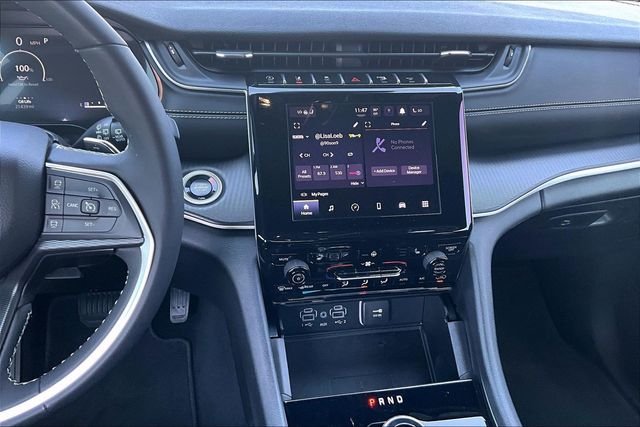 Used 2025 Gray Jeep Altitude X image 4