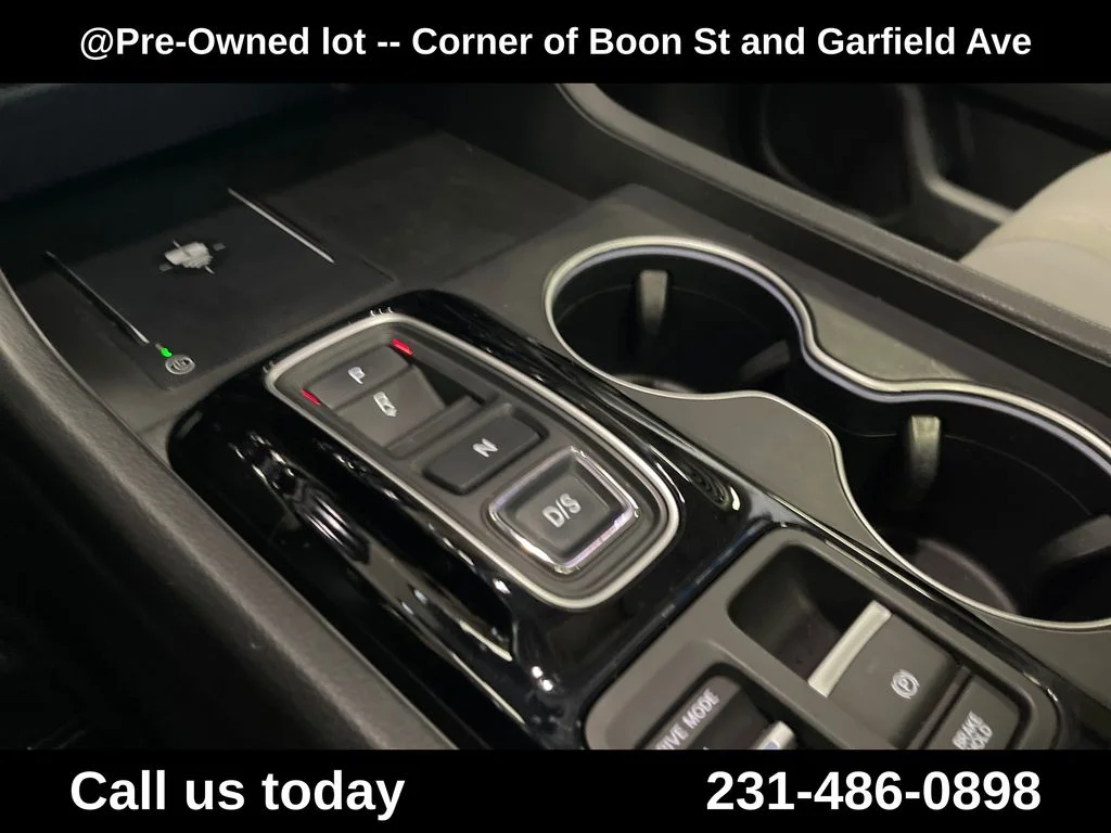 Used 2023  Honda Touring image 23