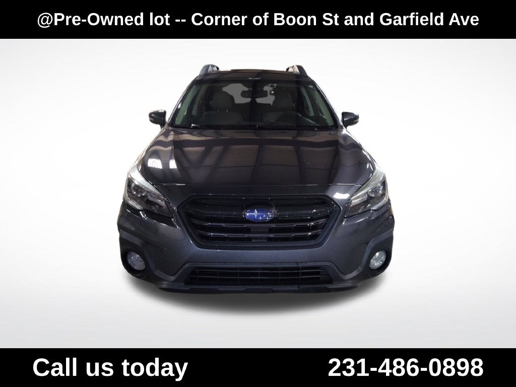 Used 2018 Gray Subaru 2.5i image 8