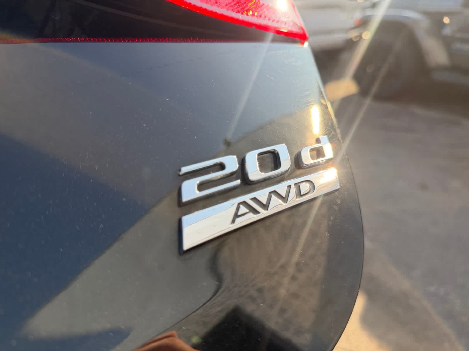 Used 2017 Ebony Jaguar 20d Premium image 23