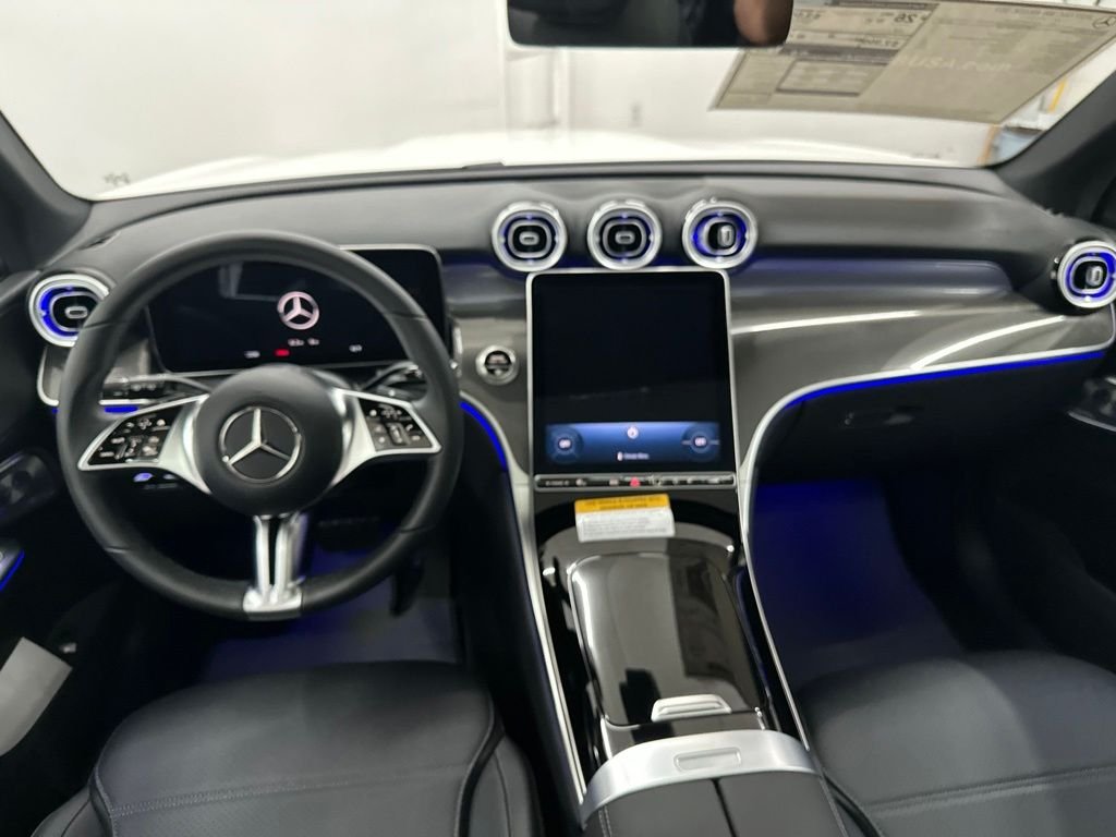 New 2027 Polar White Mercedes-Benz GLC 300 image 23