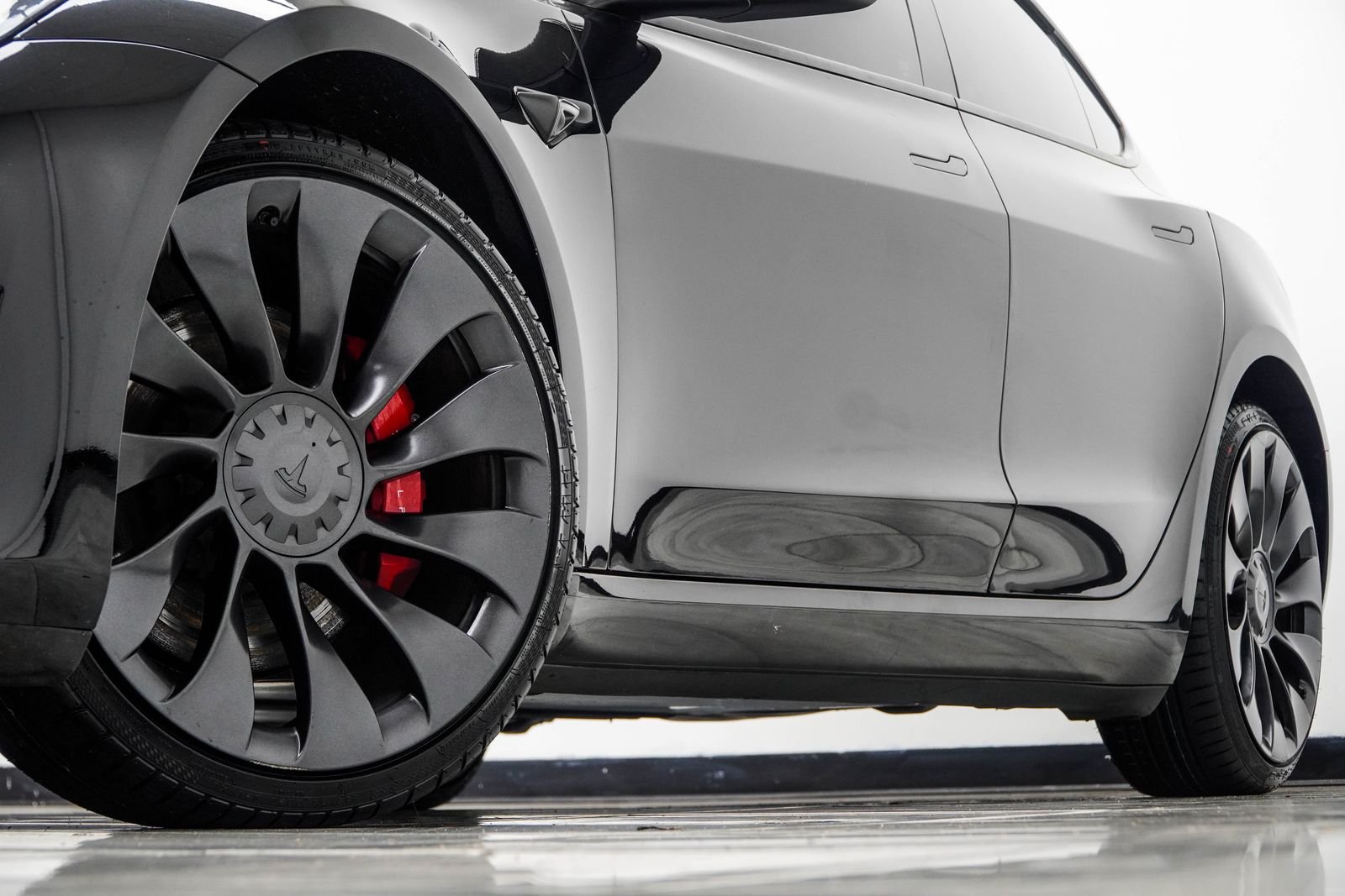 Used 2023 Black Tesla Performance image 3