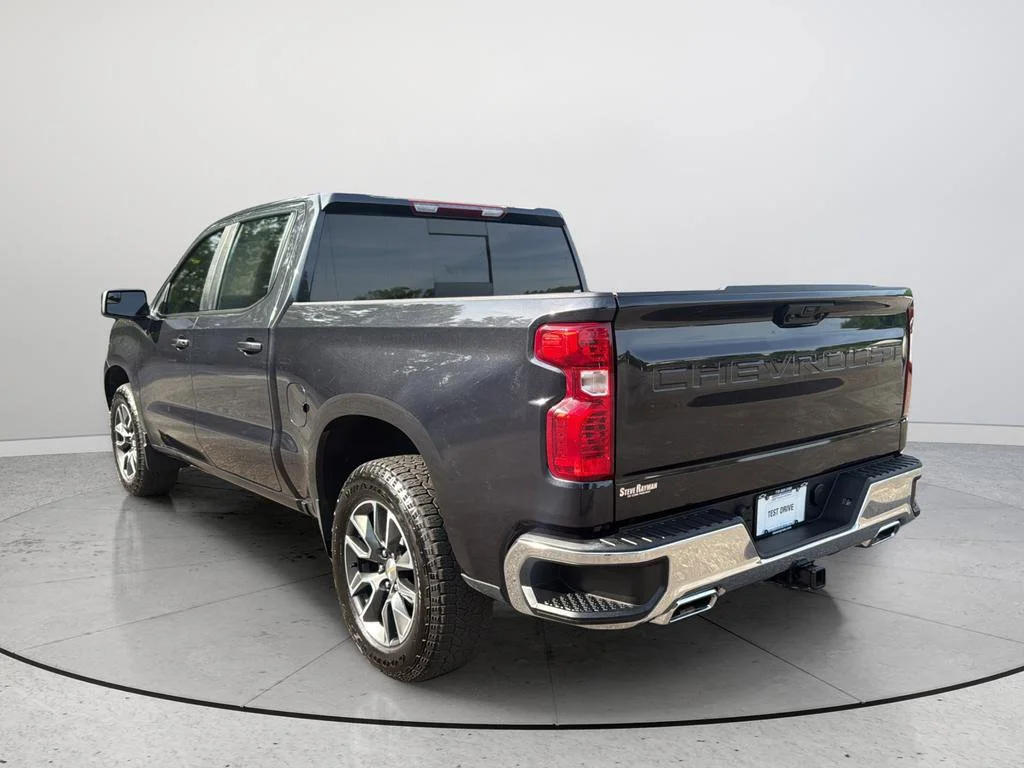 2022 Chevrolet Silverado 1500 LT - Photo 9