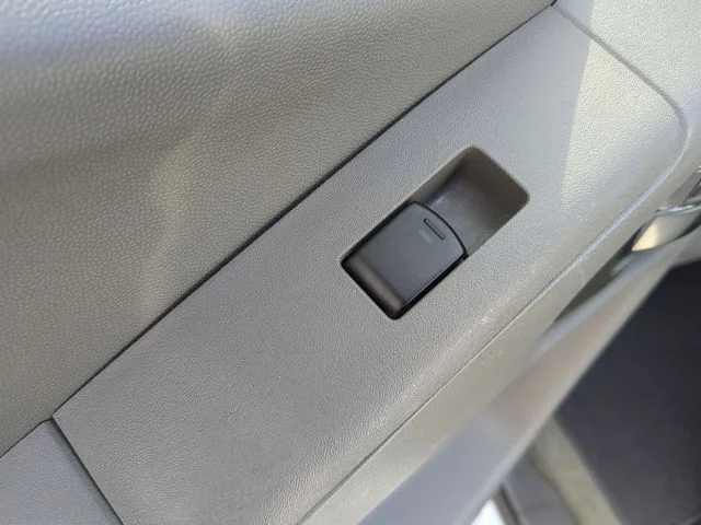 Used 2016 White Nissan SV image 25