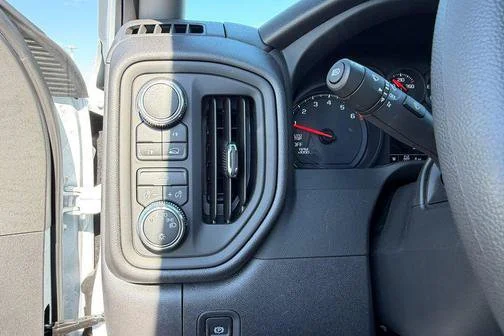 New 2026 Summit White GMC Pro image 19
