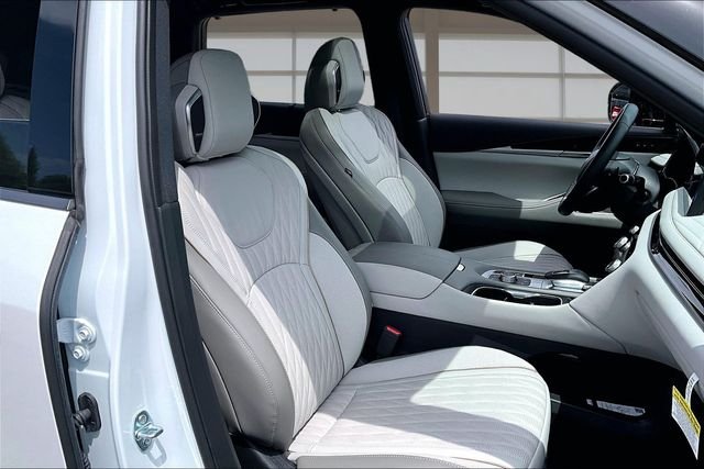 Used 2026 Black INFINITI Autograph image 7